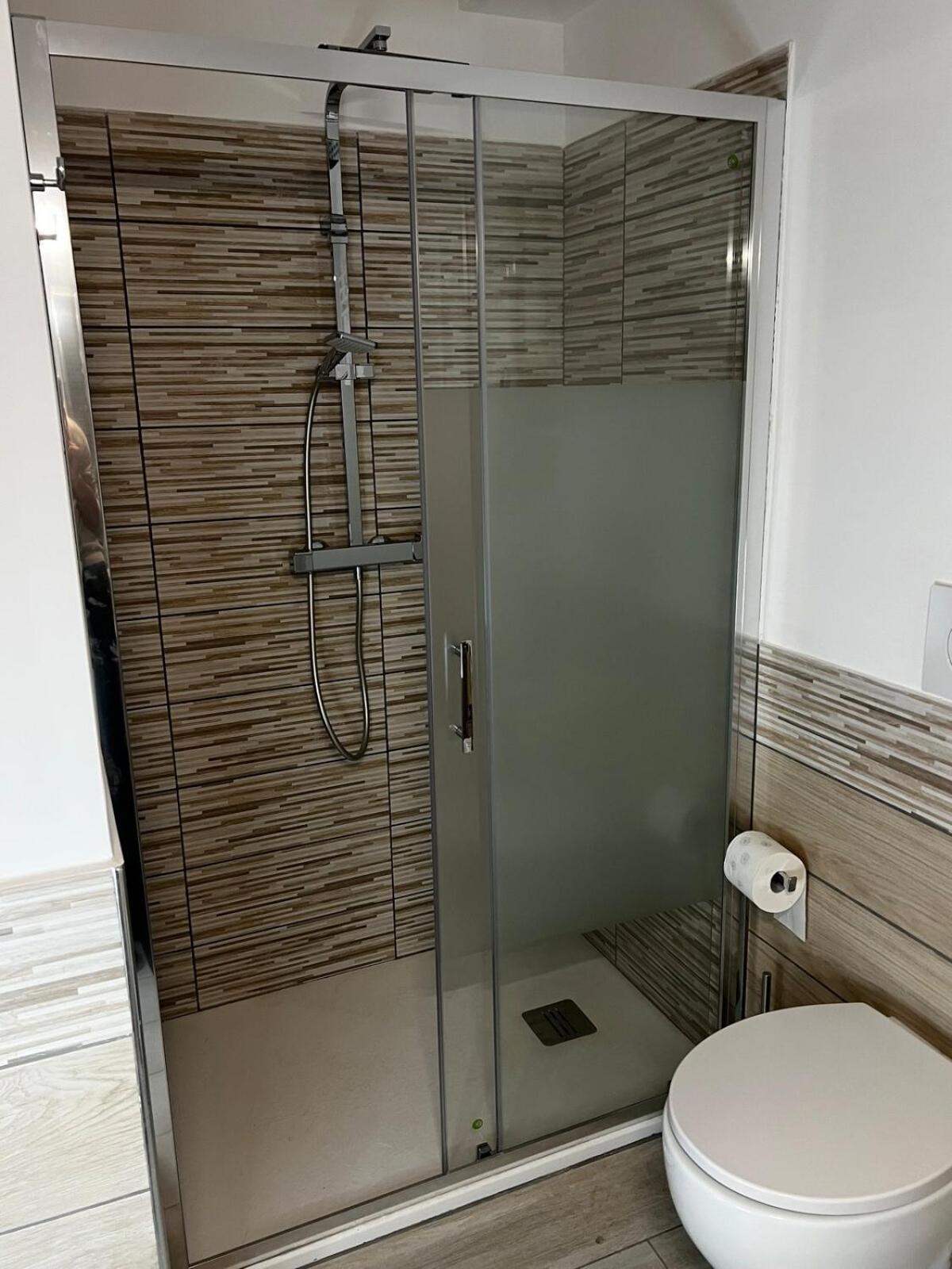Appartamento Elegant & Spacious 2br 2ba Unit With Private Patio Roma