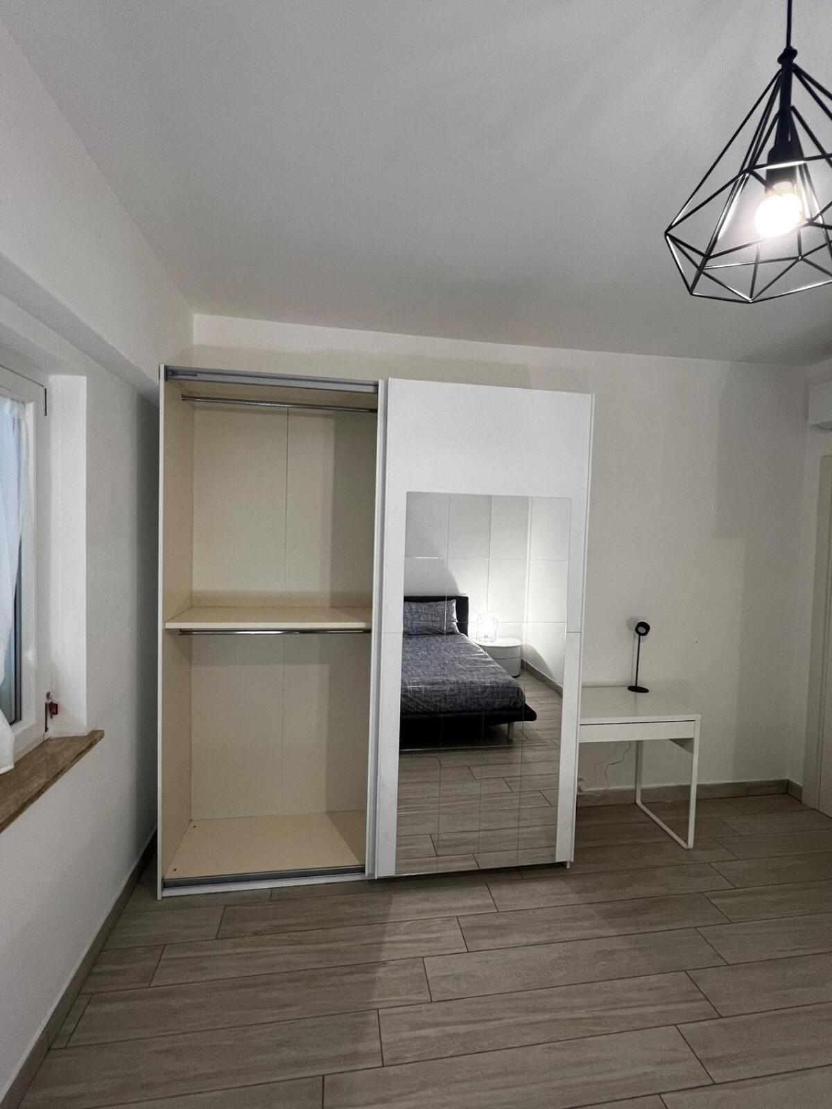 Elegant & Spacious 2br 2ba Unit With Private Patio Appartamento *