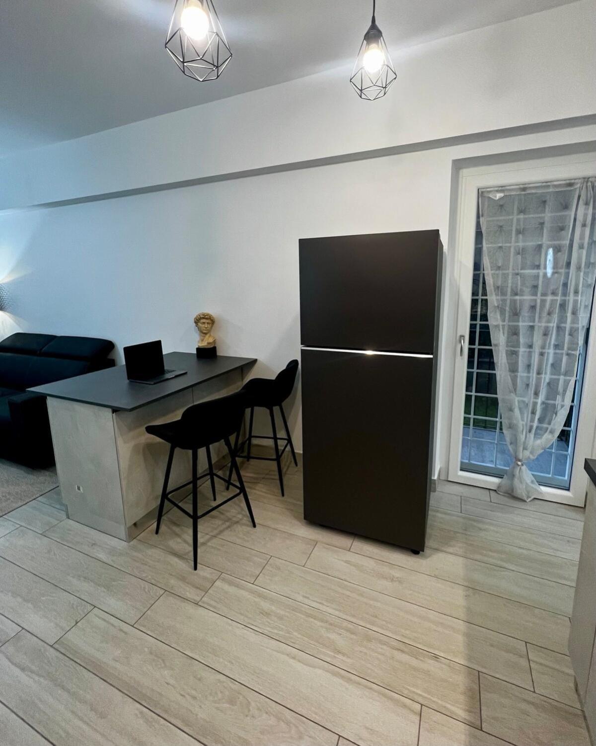 Elegant & Spacious 2br 2ba Unit With Private Patio Appartamento Roma